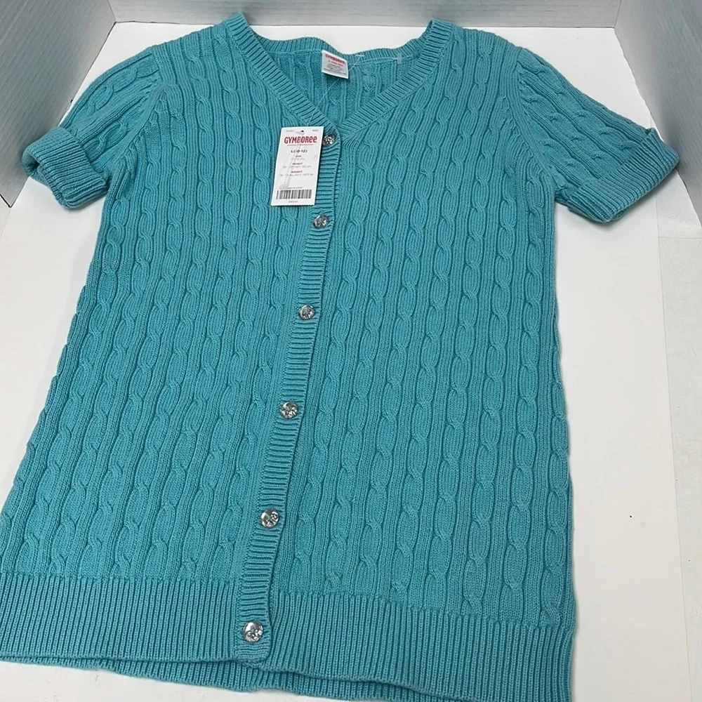 Gymboree girls short sleeve sweater with beautiful buttons!